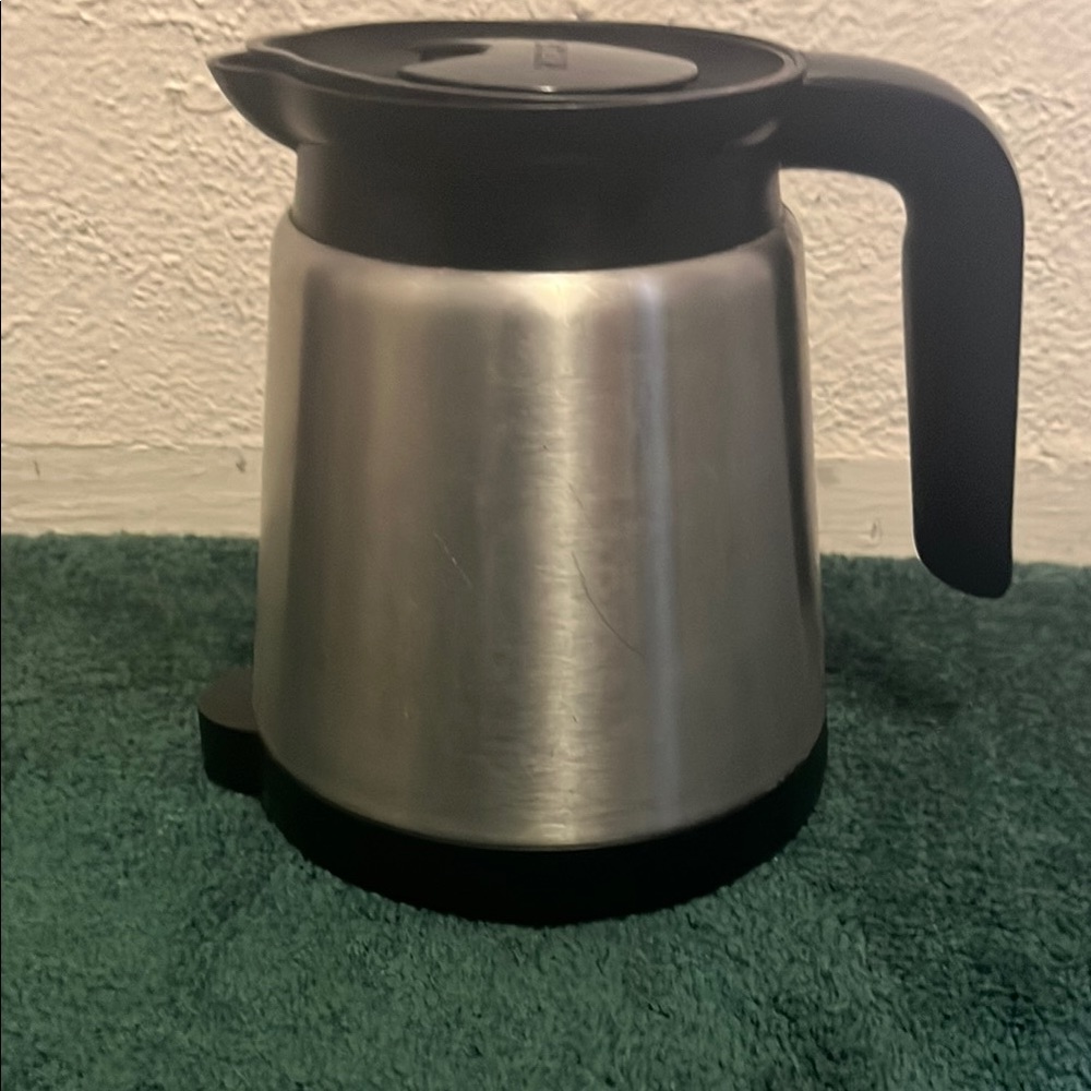 Keurig Stainless Steel Coffee Carafe with Black Handle